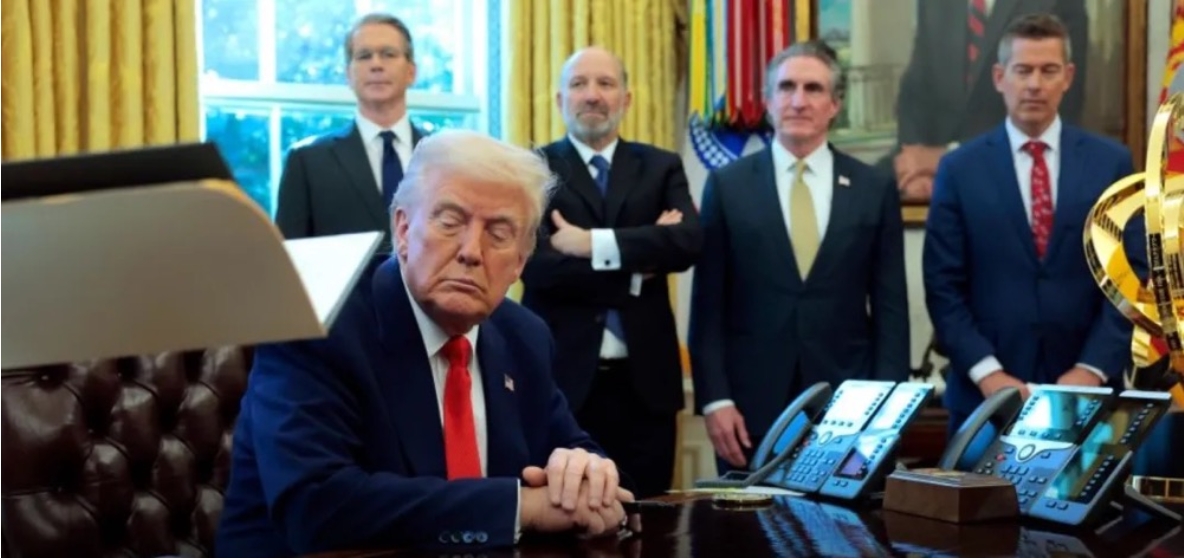 佩里·安德森: 特朗普, 困在一个结构性陷阱里